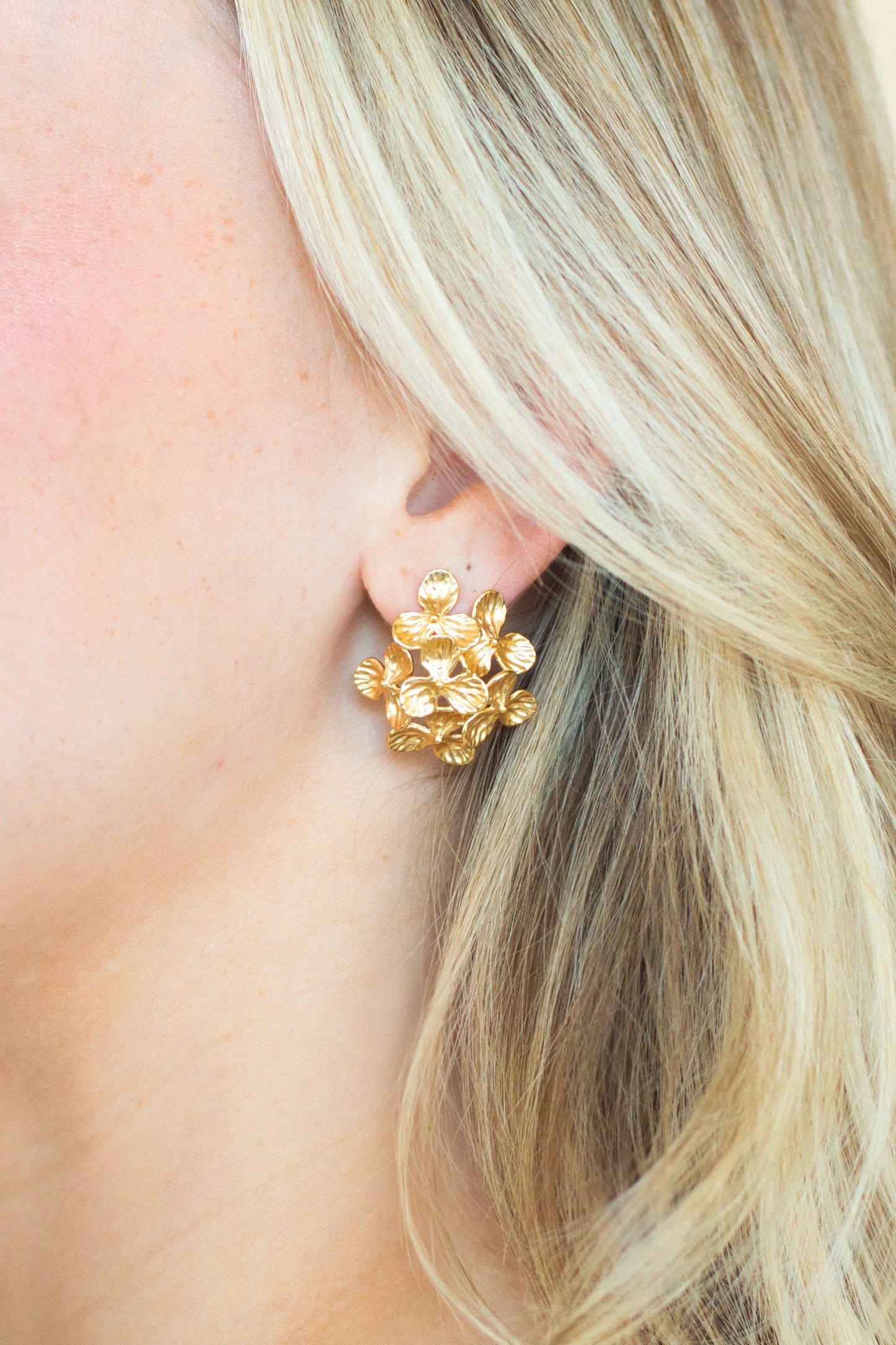 Eva Floral Stud Earring