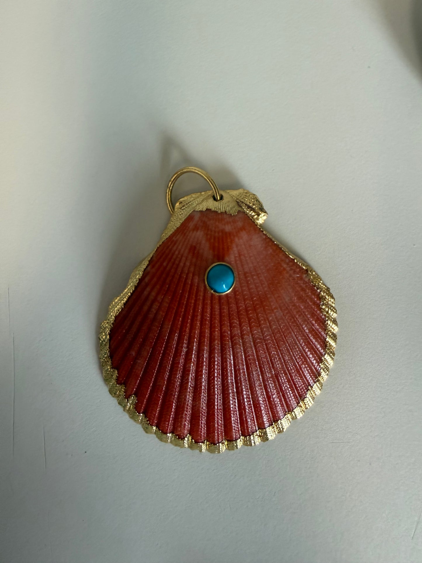 Real Scallop Seashell Pendant w/18k gold filled turquoise gem
