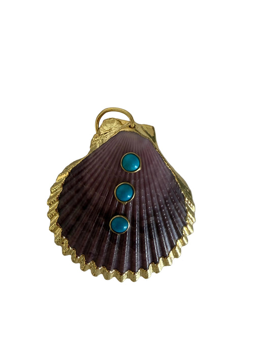18k Gold fill scallop seashell Pendant with Turquoise Gem