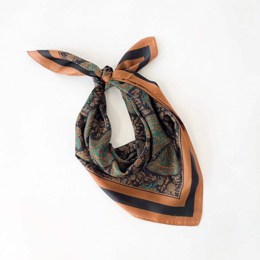 Alice Square Scarf: Burke Block