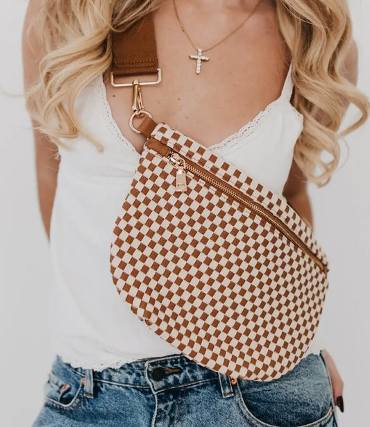 Westlyn crossbody- checkered brown