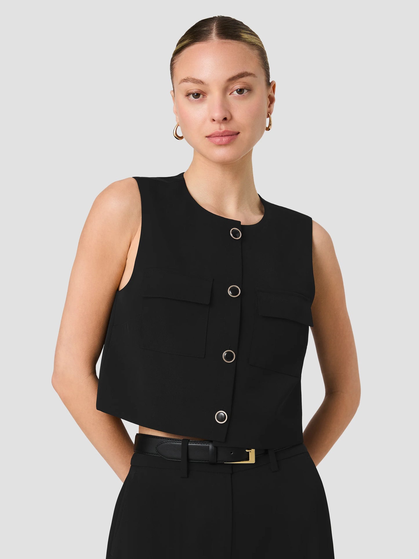 Harry Sleeveless Boxy Top- Black
