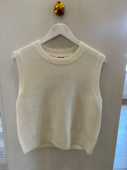 Sleeveless Sweater Vest
