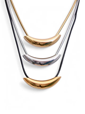 Full Swing Necklace- Black