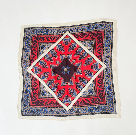 Alice Square Scarf: Burke Block